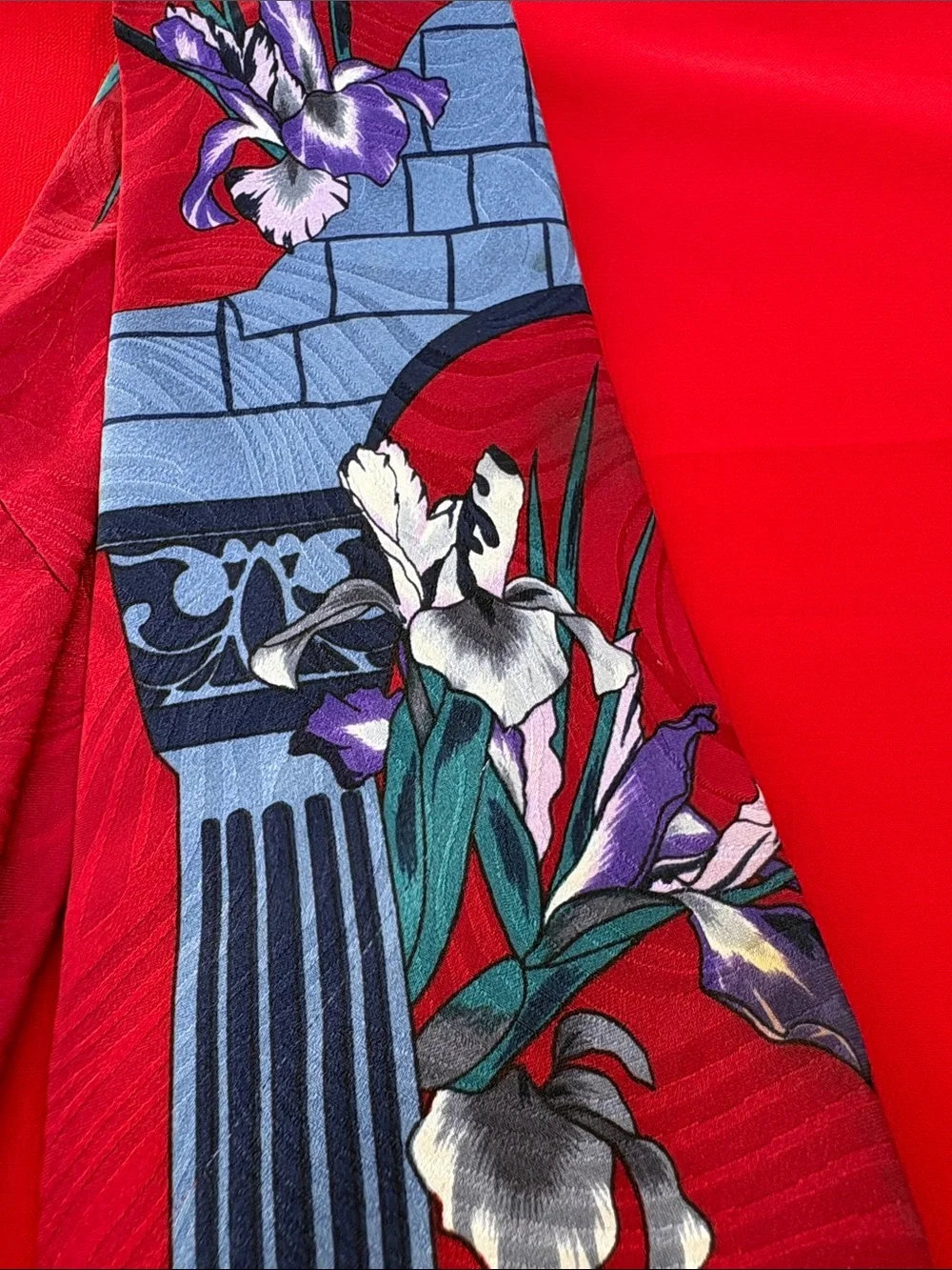 Valentino Paris vintage silk tie!!